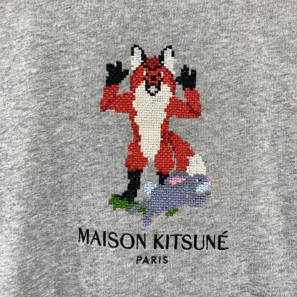 Maison Kitsune Men's Grey Pixel Fox Crewneck Sweatshirt Long Sleeve Size M NWT - Picture 3 of 10